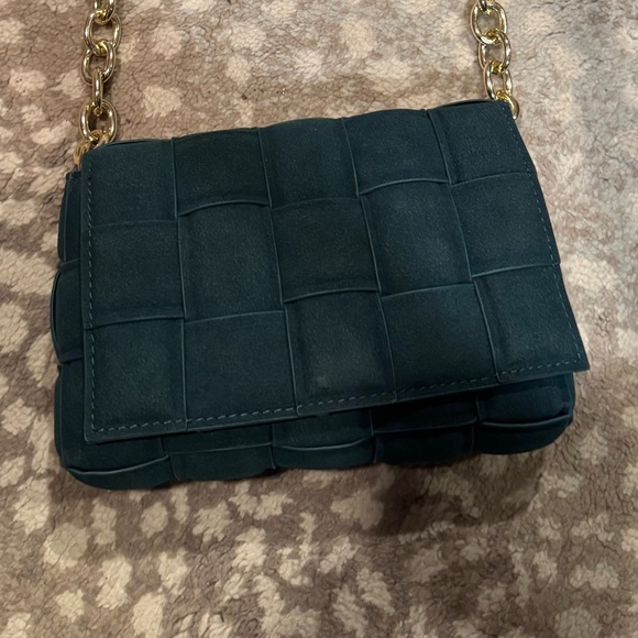 Tuckernuck Juniper Holden Suede Woven Crossbody Bag - Picture 9 of 9